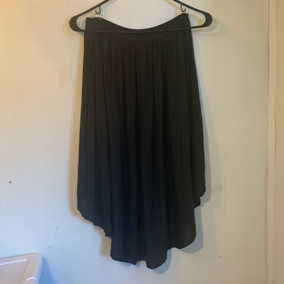 Mossimo Supply Co. Black Women's High-Low Skirt Flowy size Small/Petite - Picture 3 of 16